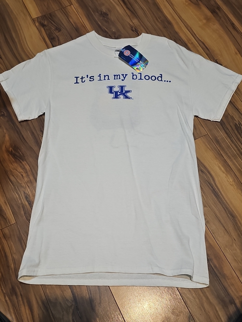 UK 'It's in my blood' White Graphic T-Shirt Gildan Heavy Style Small Unisex New